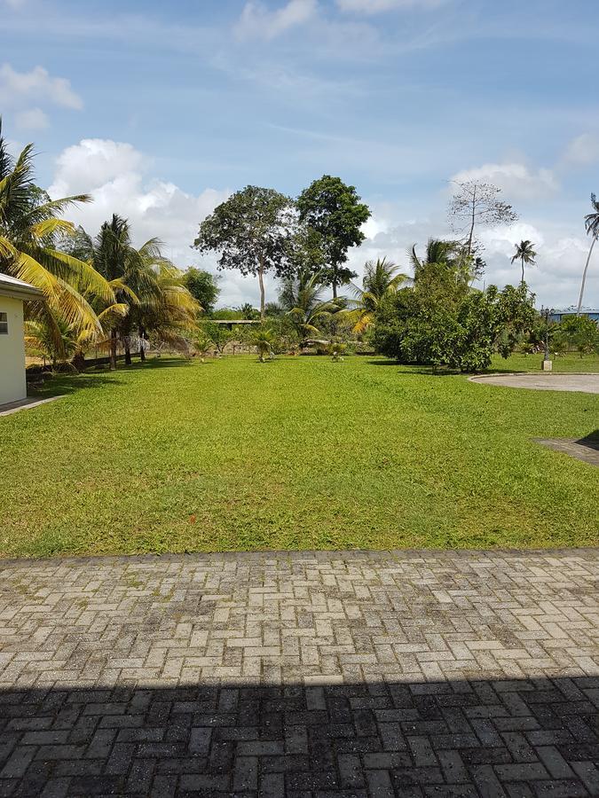 Piarco Village Suites Exterior photo